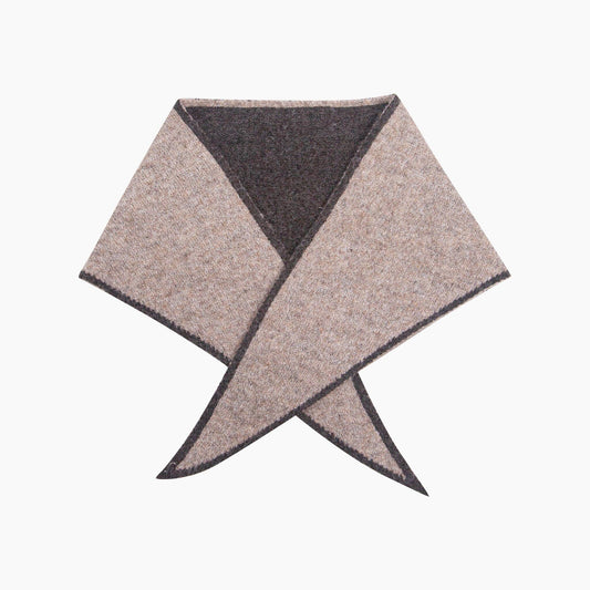 Contrast Trim Triangle Heavyweight Scarf in Beige/Brown: One Size
