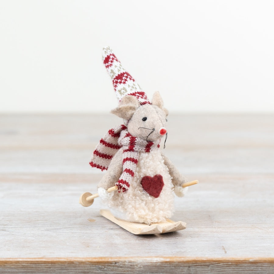 Felt Mouse on Skis