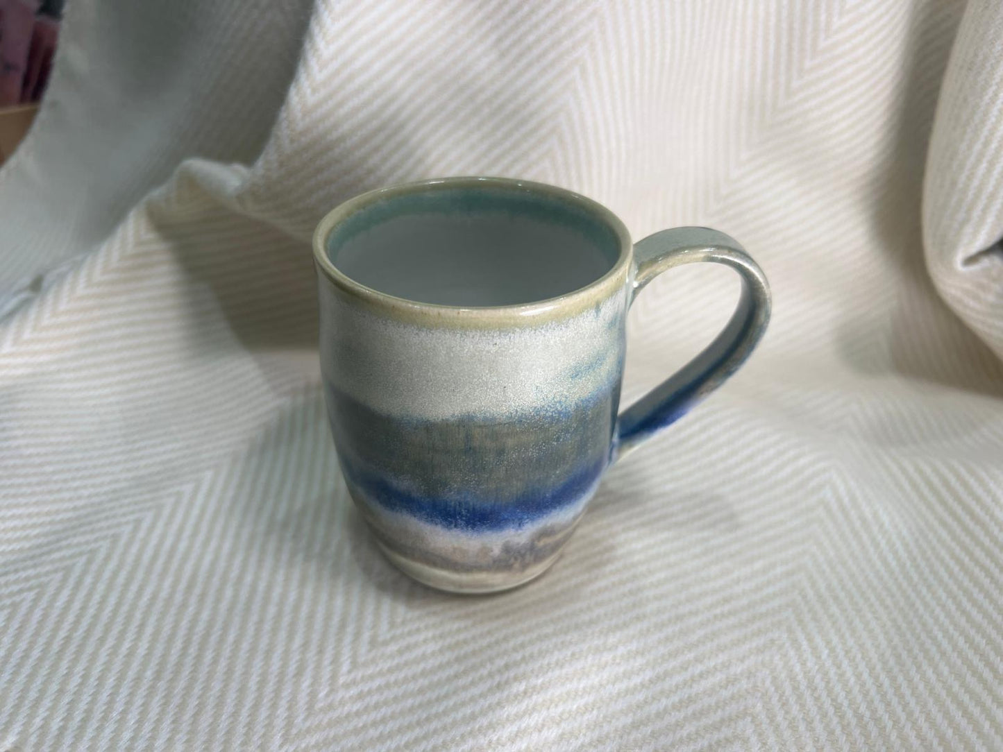 CE9 - Handmade cup