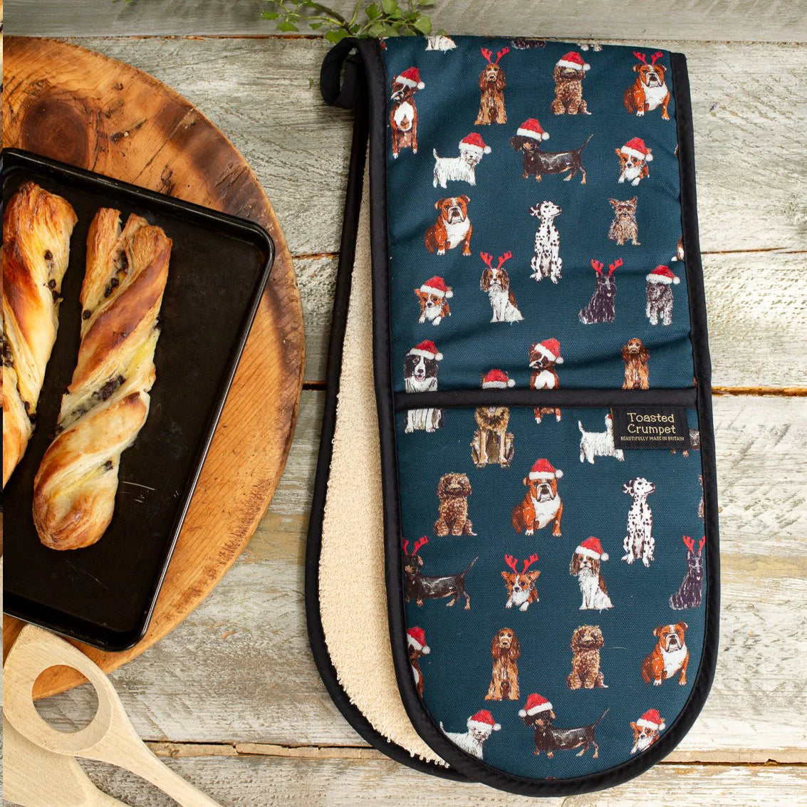 Christmas Dogs Double Oven Glove