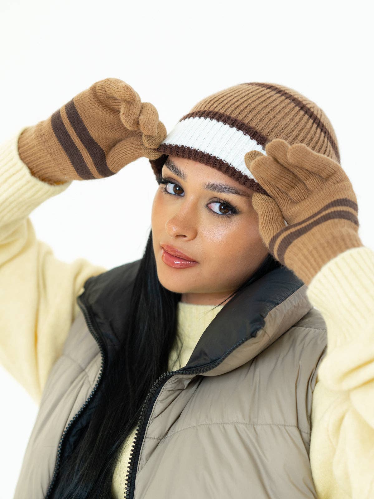 Knitted Stripe Gloves in Brown or Black