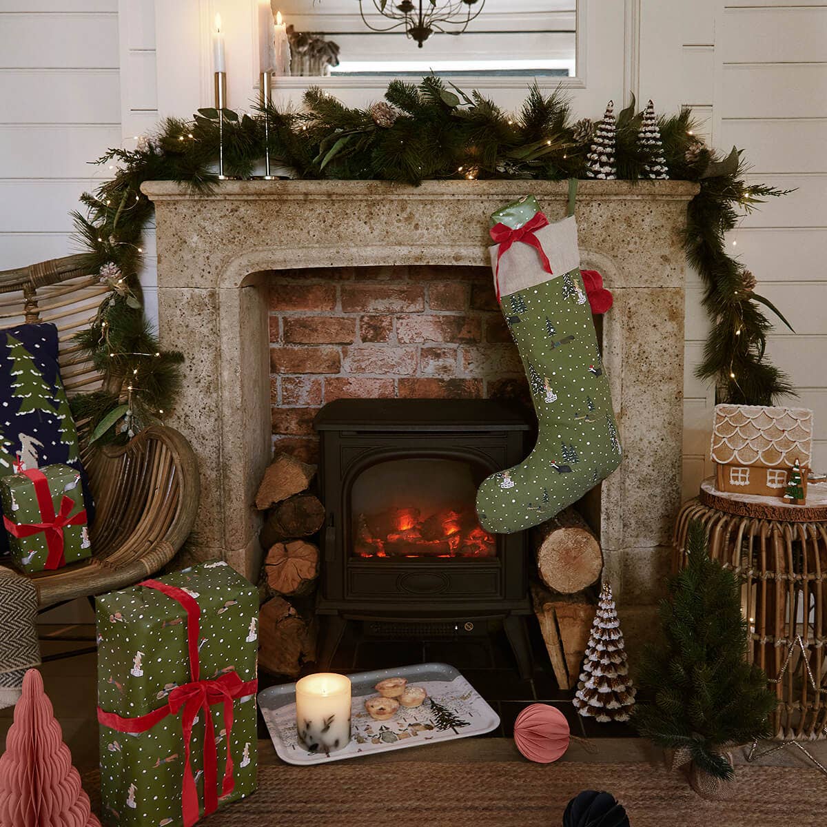 Festive Forest Roll Wrap - 3m