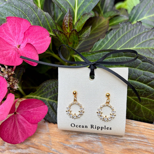 14ct Gold Plated Cubic Zirconia Floral Drop Earrings. OR91