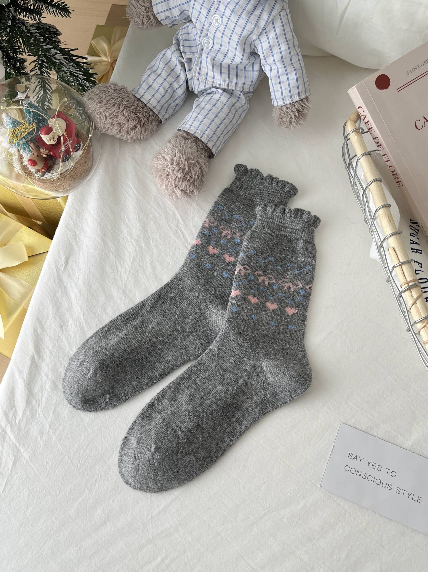 Bow & Heart Design Cream Wool Socks