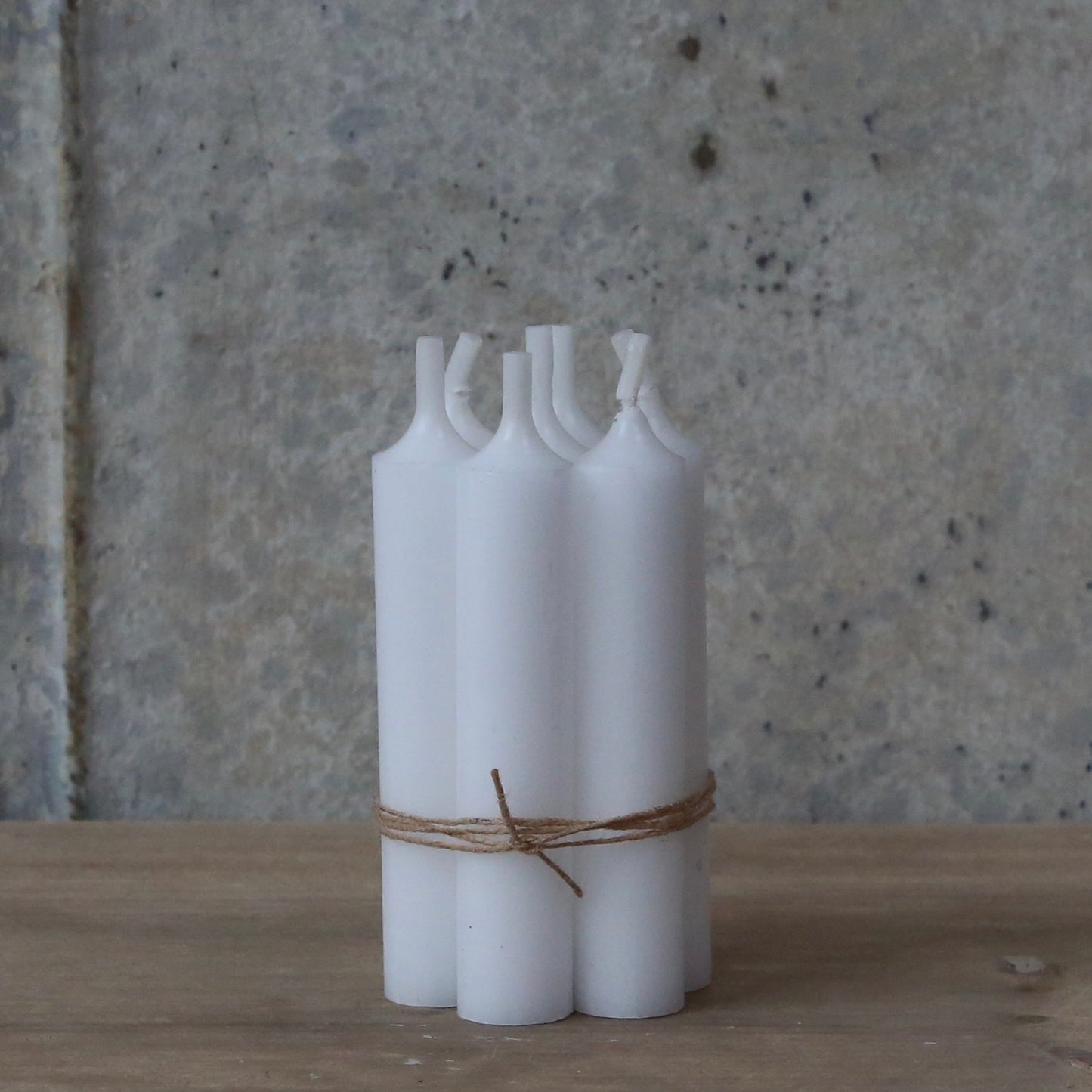 Bundle of 5 White Dinner Candles