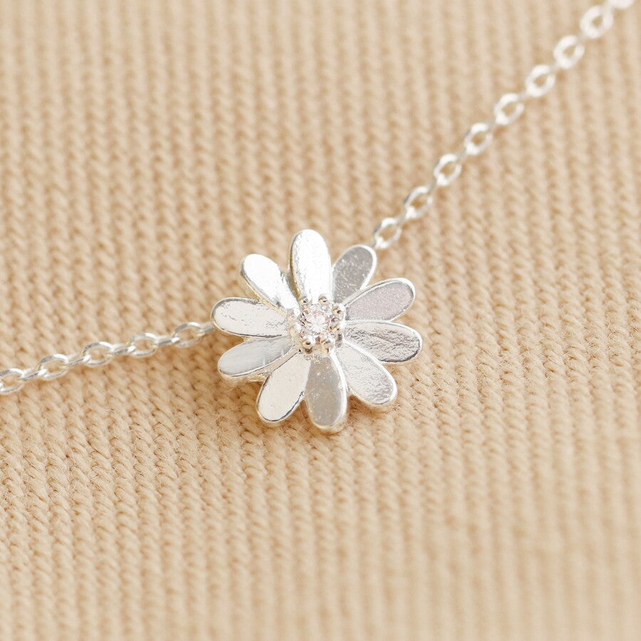 Daisy Charm Necklace