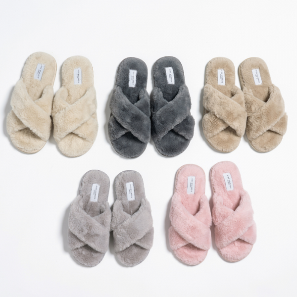 Faux Fur Crossover Slippers