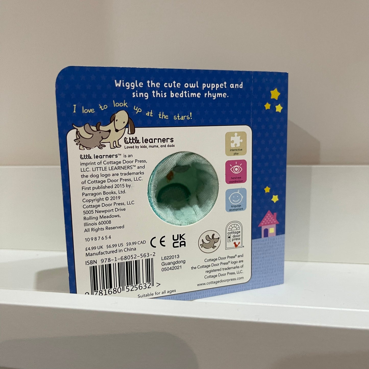 Twinkle, Twinkle, Little Star Finger Puppet Book