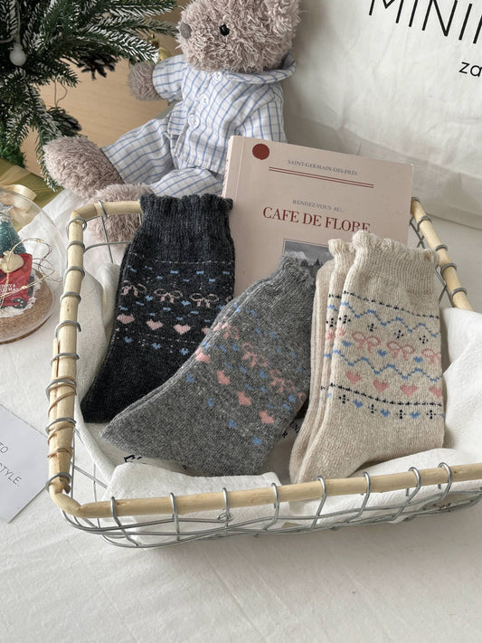 Bow & Heart Design Cream Wool Socks