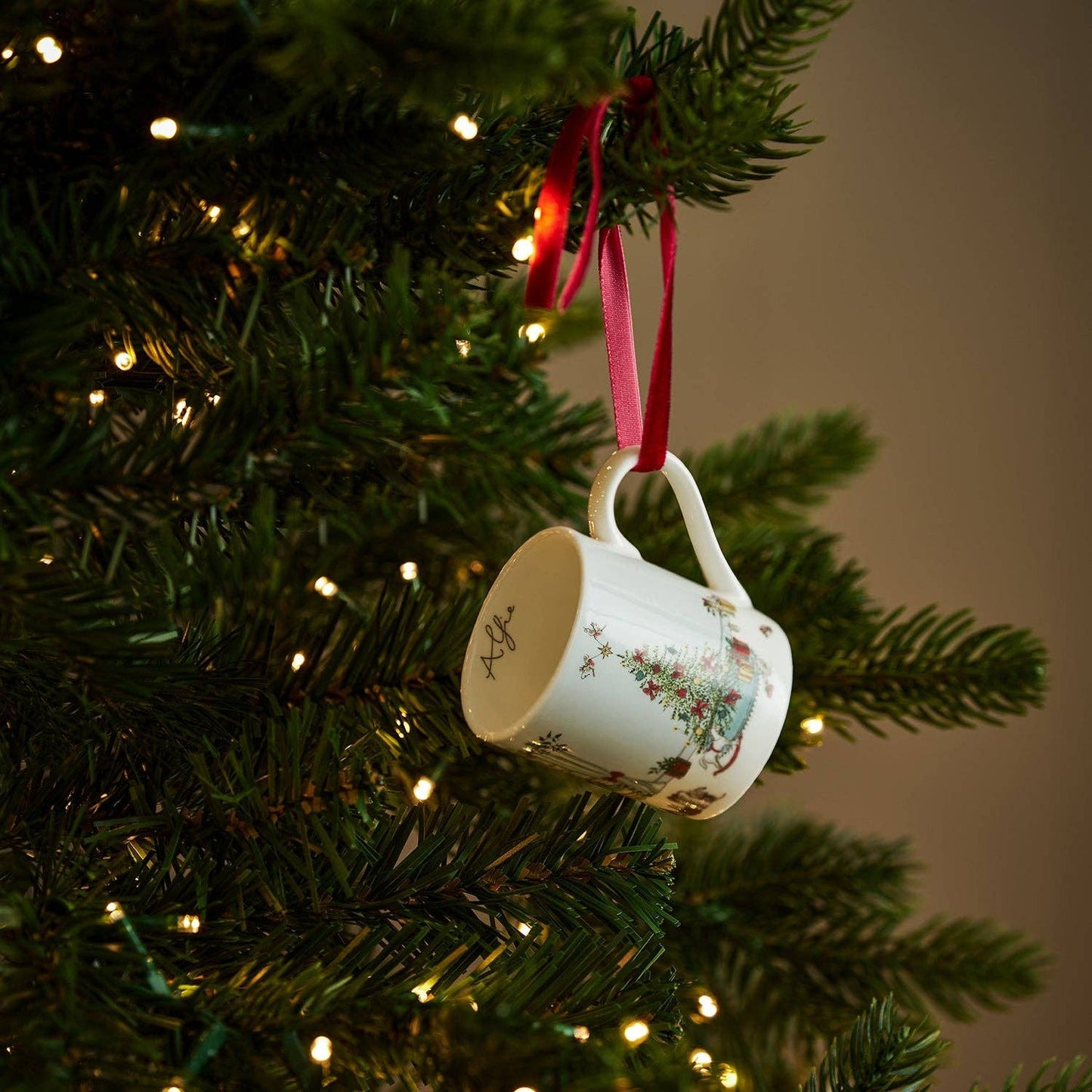 Cosy Christmas Mini Mug Bauble