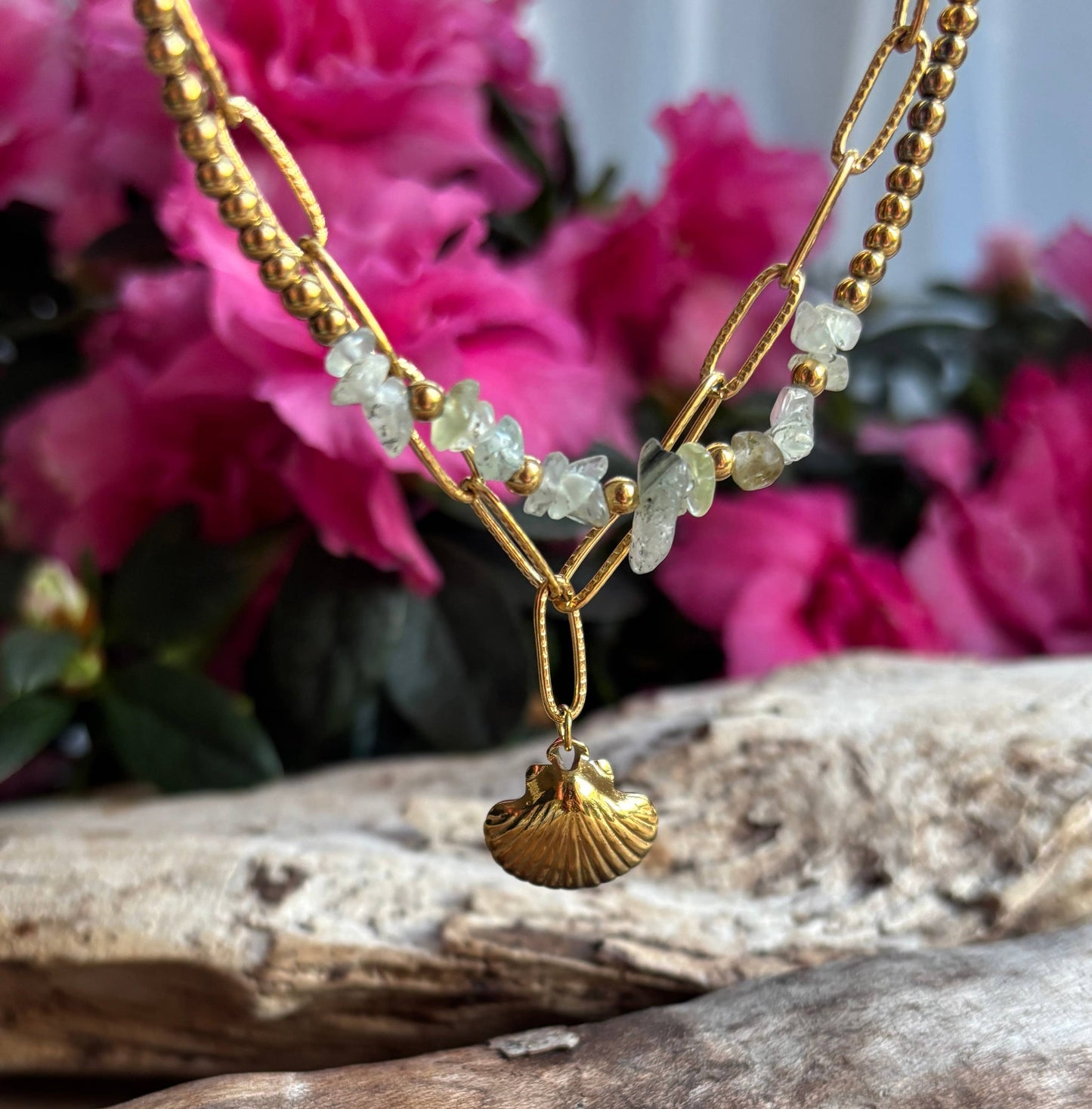 18ct Gold Plated Green Aventurine Shell Bracelet OR21