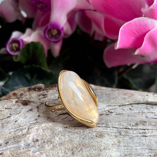 18ct Gold Plated Resin Statement Ring OR51