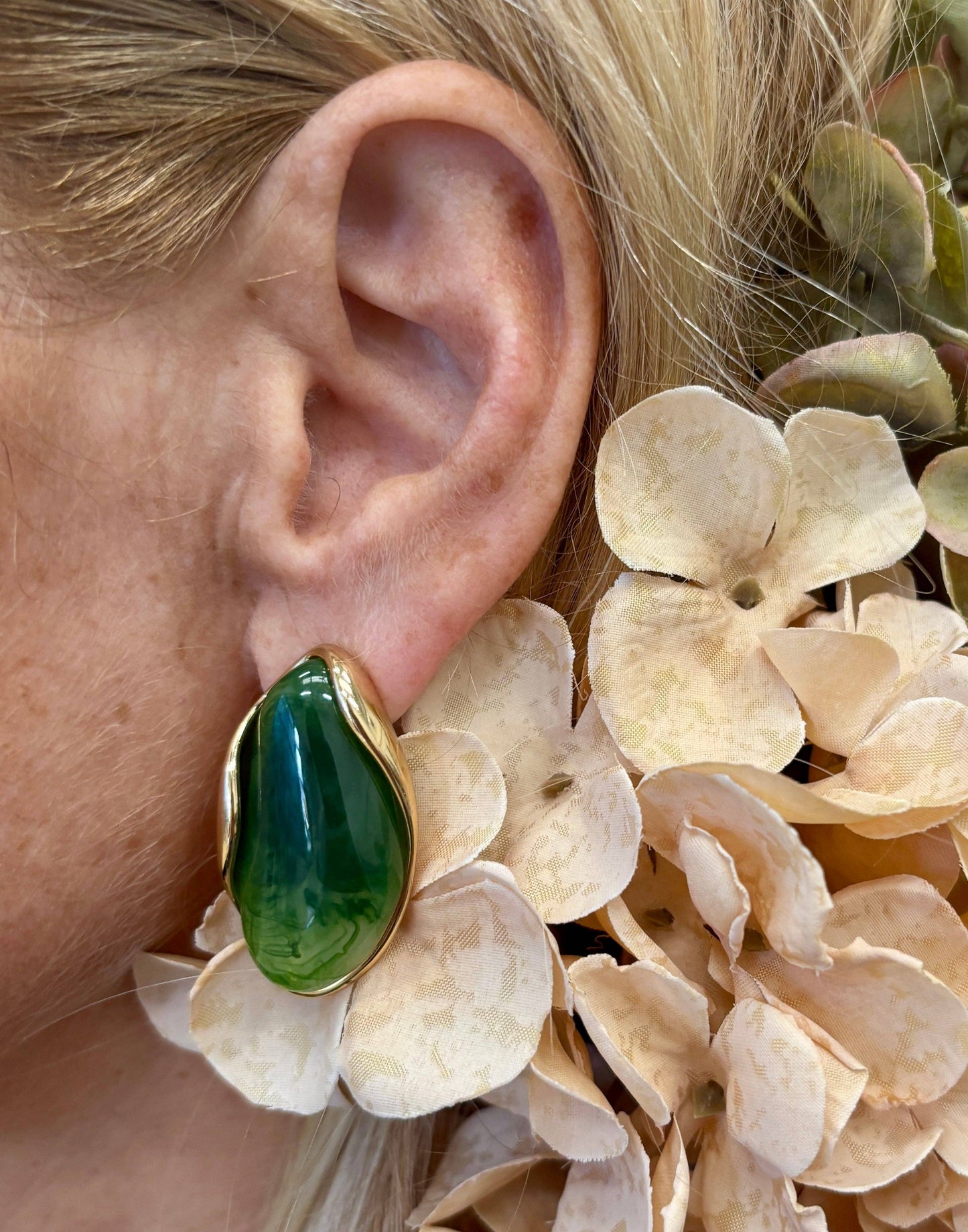 18ct Gold Plated Amber Statement Resin Earrings OR31