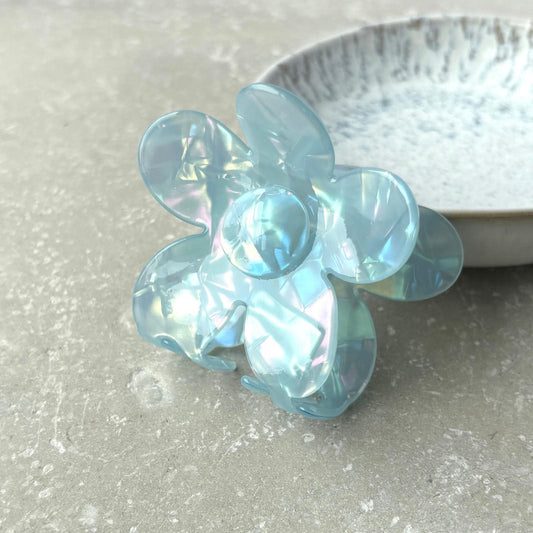 Blue Pearlescent Daisy Claw Clip. FB06