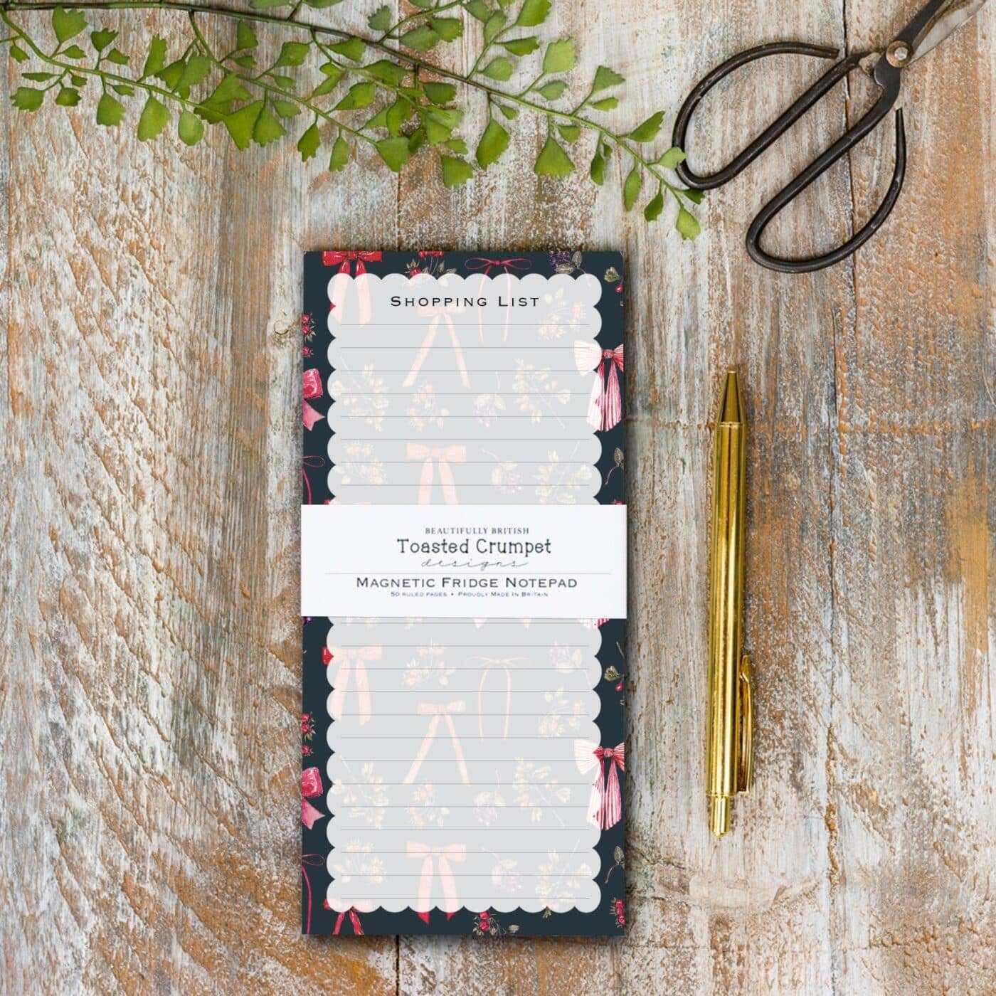 Bows & Berries Magnetic Shopping List