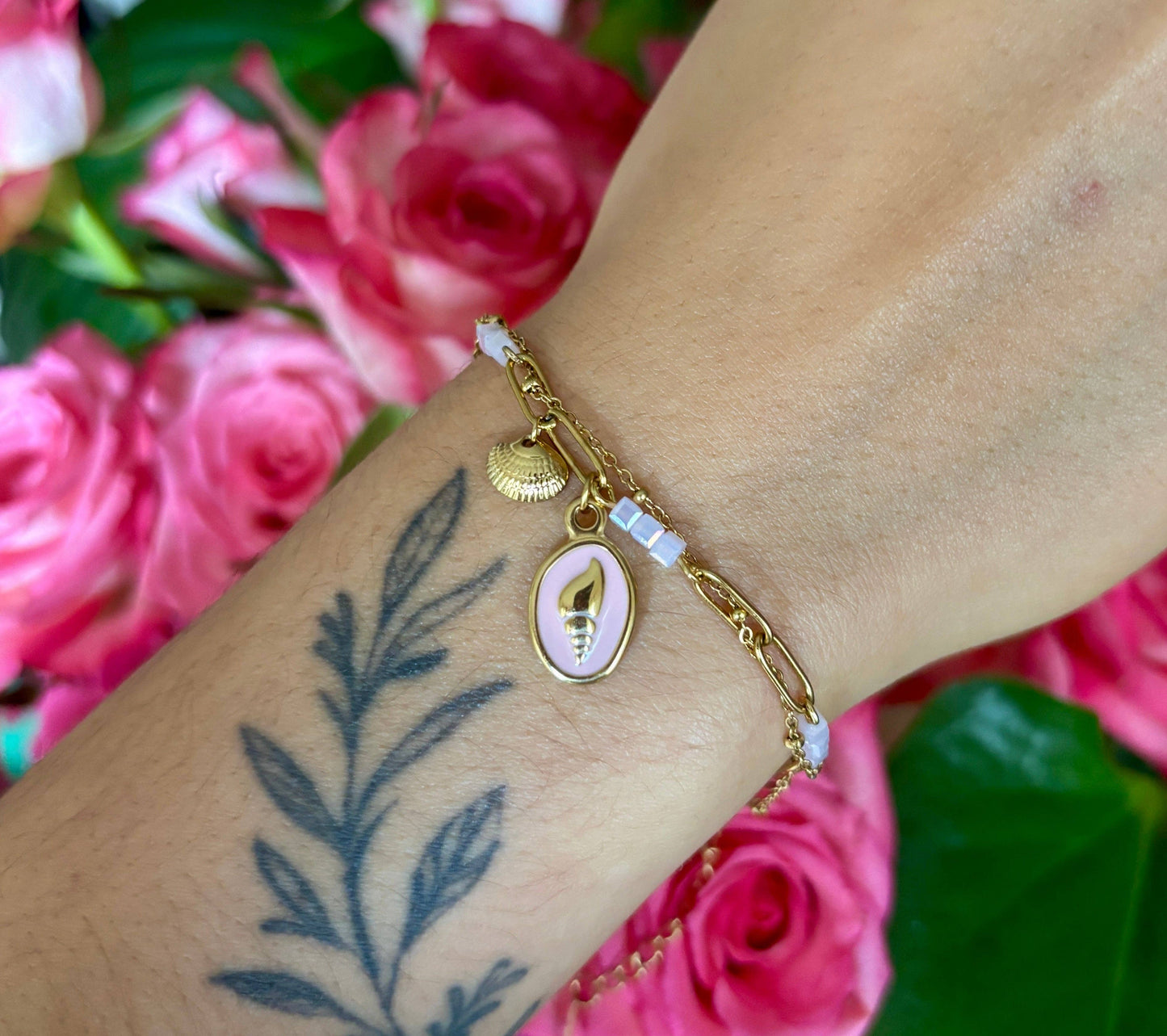 18ct Gold Plated Pink Stone Shell Charms Bracelet OR61