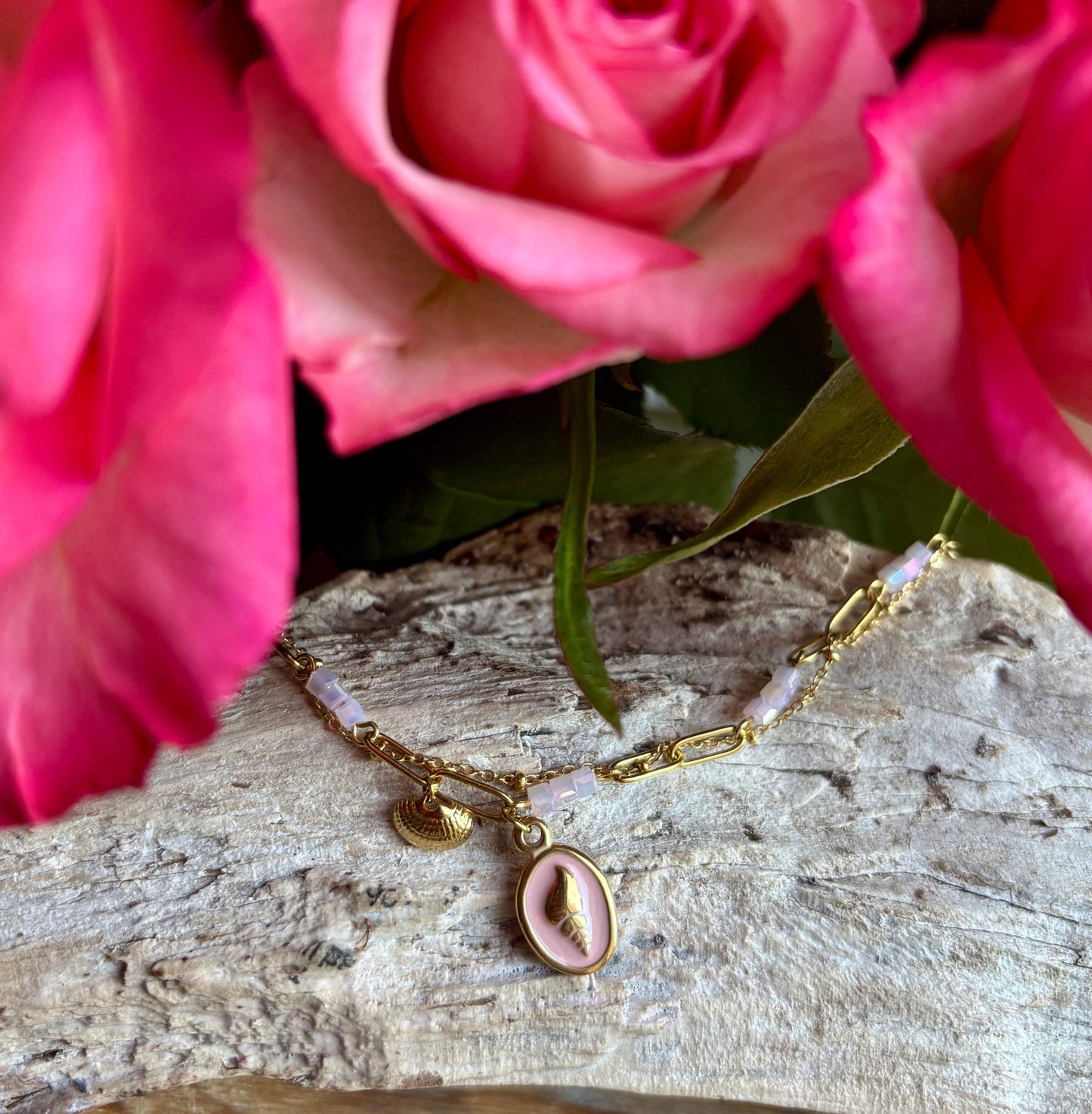 18ct Gold Plated Pink Stone Shell Charms Bracelet OR61