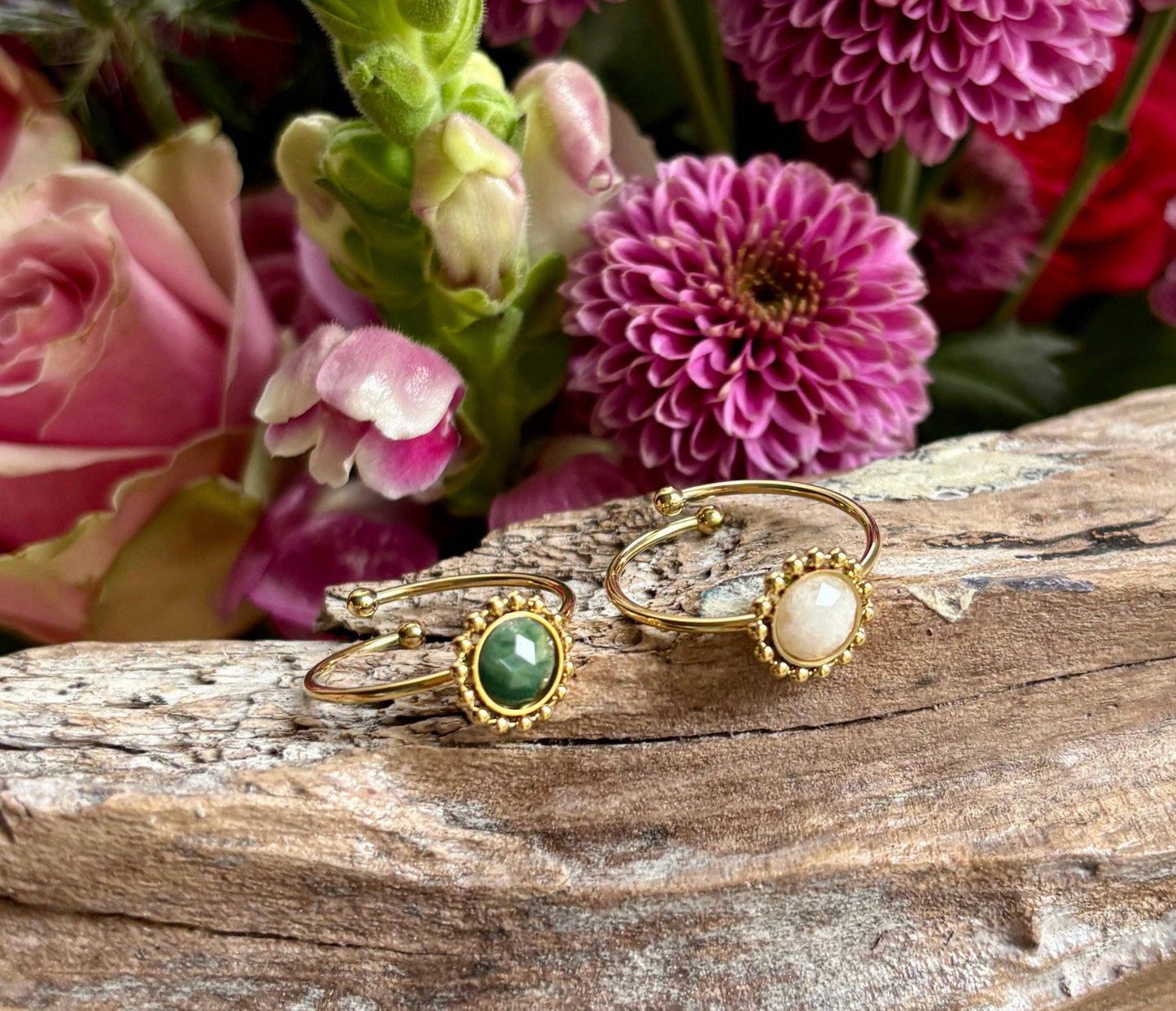 18ct Gold Plated Natural Stone Flower Ring: White Jade OR37