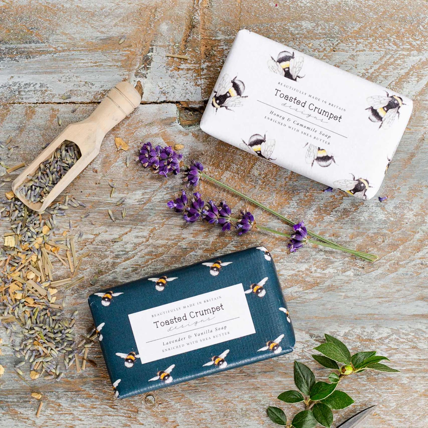 Honey & Camomile Soap (Bee Collection)