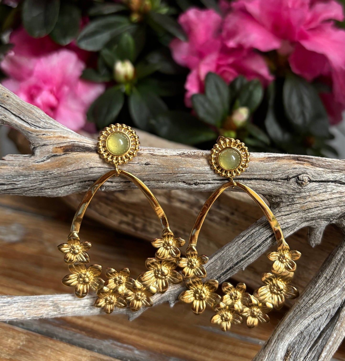 18ct Gold Plated Green Aventurine Flower Hoop Earrings  OR14