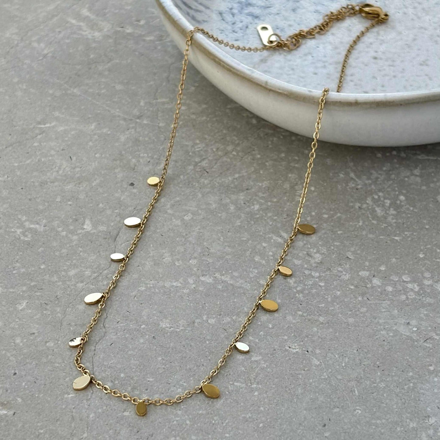 Tarnish Resistant Teardrop Necklace. FB02
