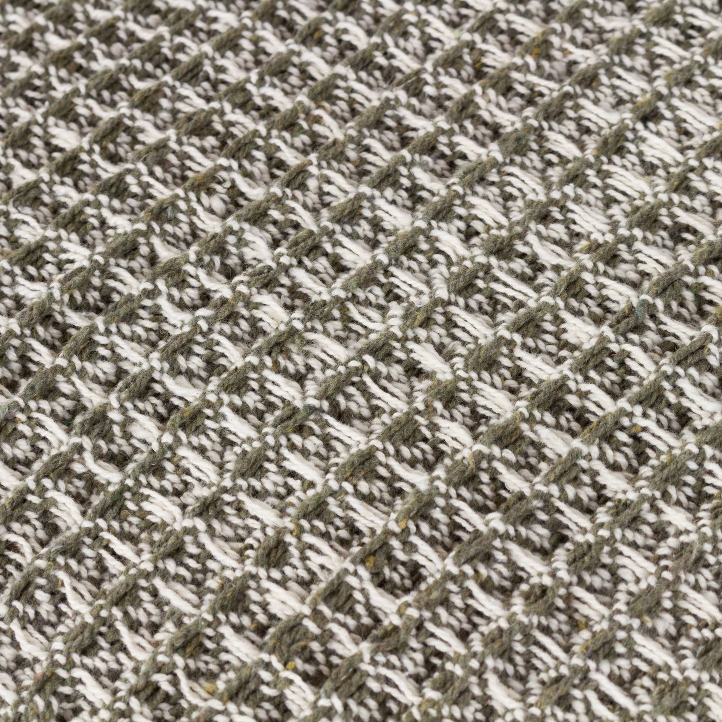 Lorne Throw Lichen Green 150 x 200cm