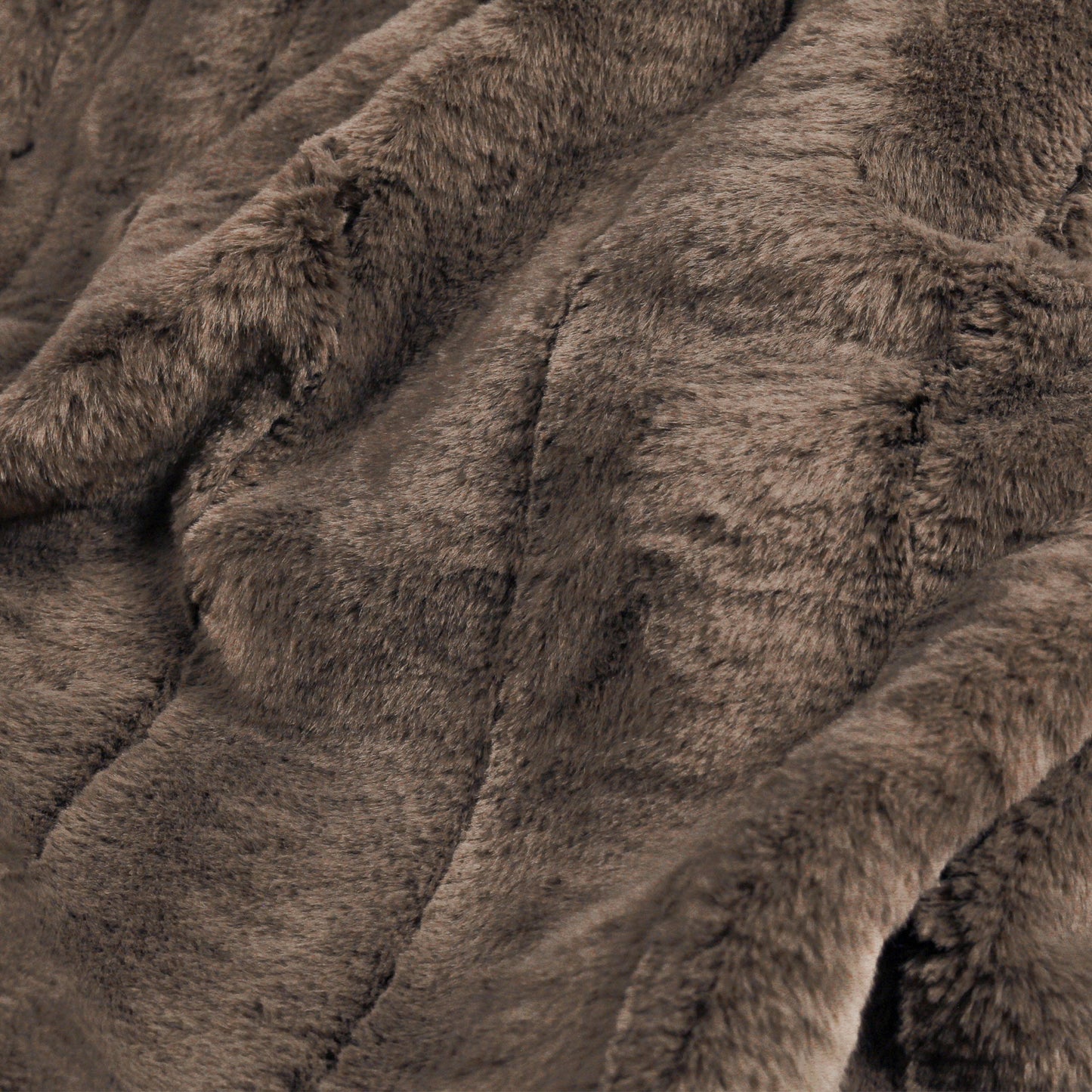 Faux Fur Taupe Throw 130 x 180cm