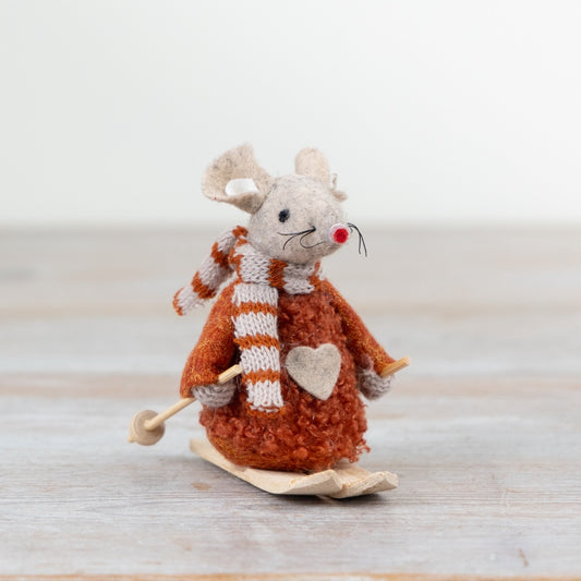 Felt Mouse on Skis