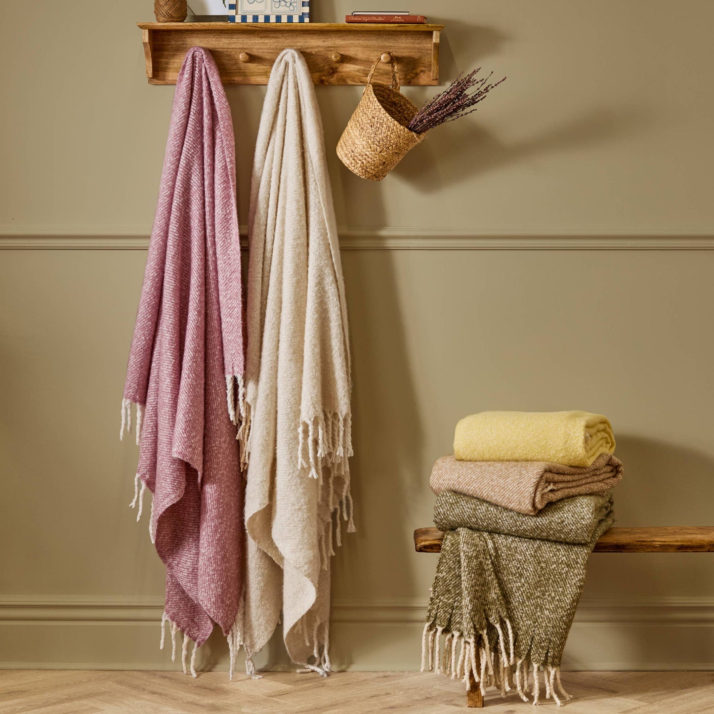 Isla Woven Tasselled Natural 130 x 180cm