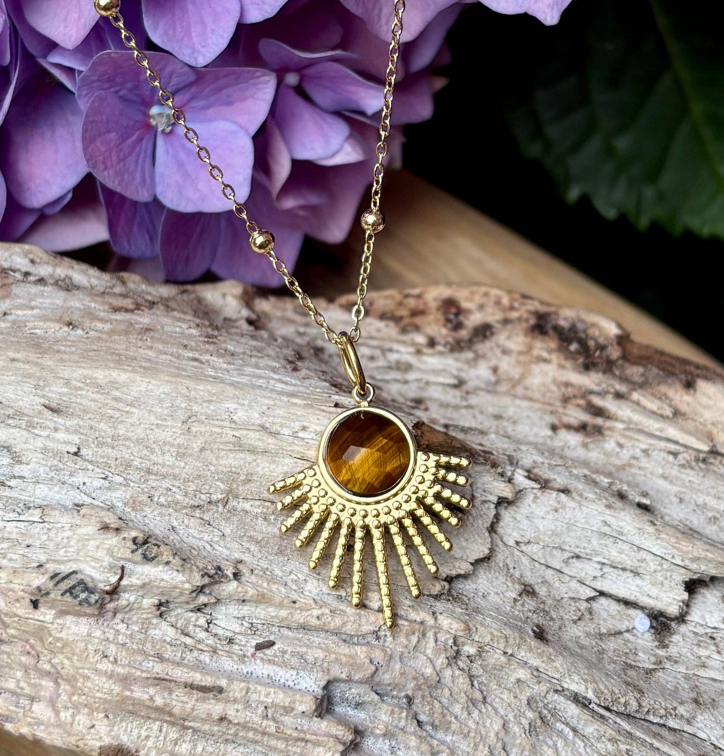 18ct Gold Plated Tiger's Eye Feather Pendant Necklace OR40