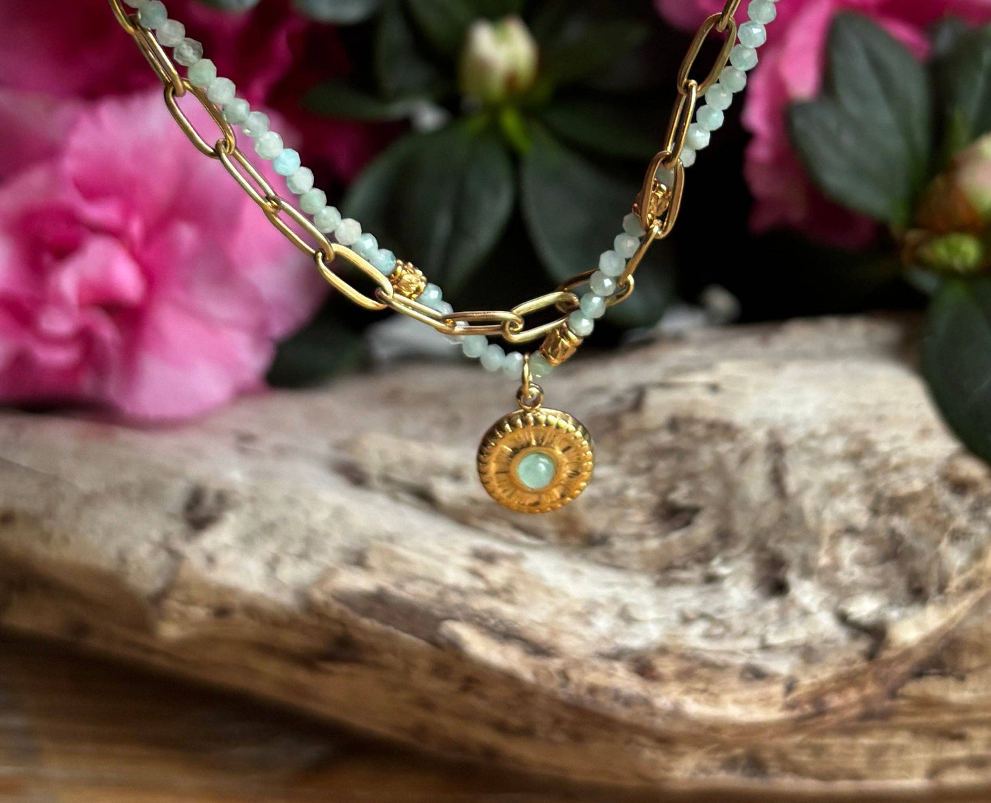 18ct Gold Plated Green Aventurine Gold Disc Bracelet  OR49
