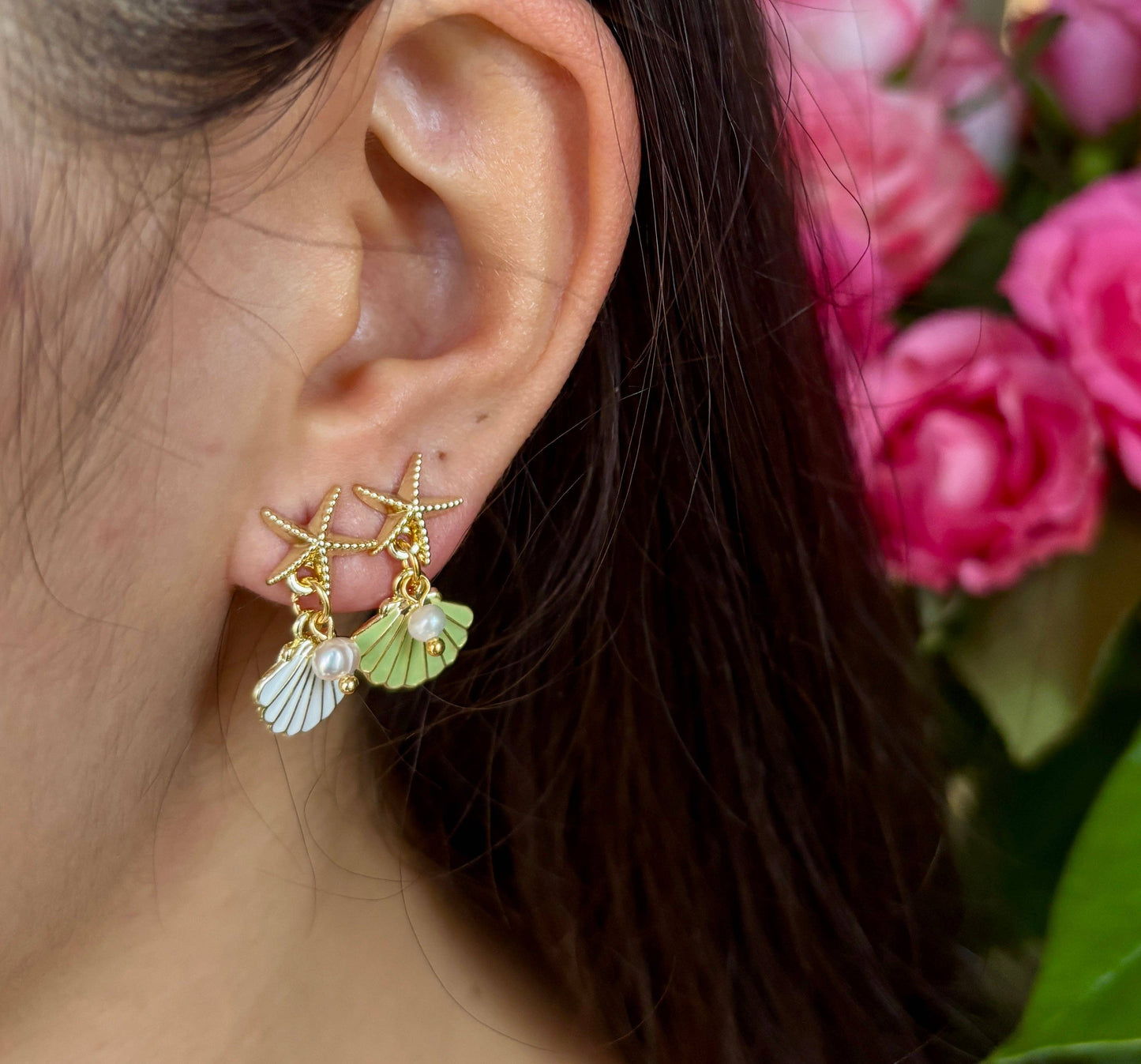 14ct Gold Plated Starfish Shell Earrings: White OR73