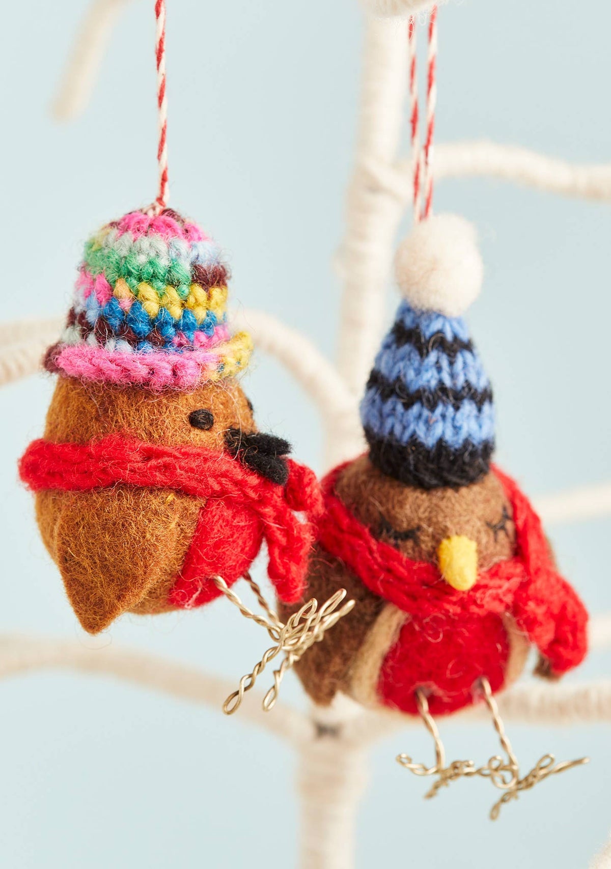 Standing Robin in Knitted Hat & Scarf