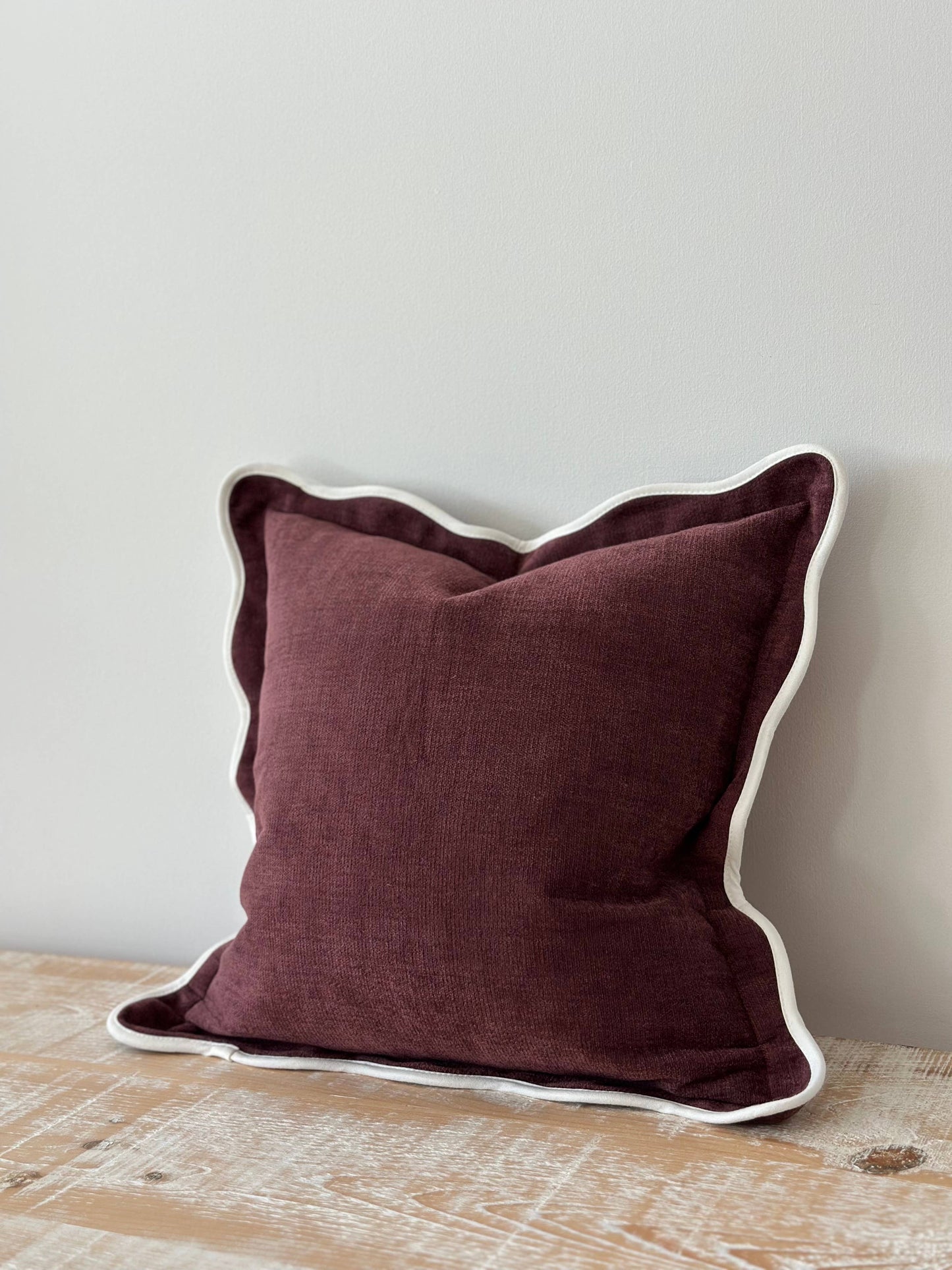 Chloe Plum Scalloped 45x45cm - Linen Blend