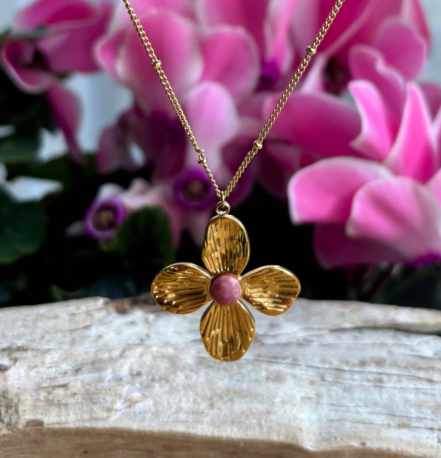 18ct Gold Plated Natural Stone Flower Pendant Necklace Turquoise OR55