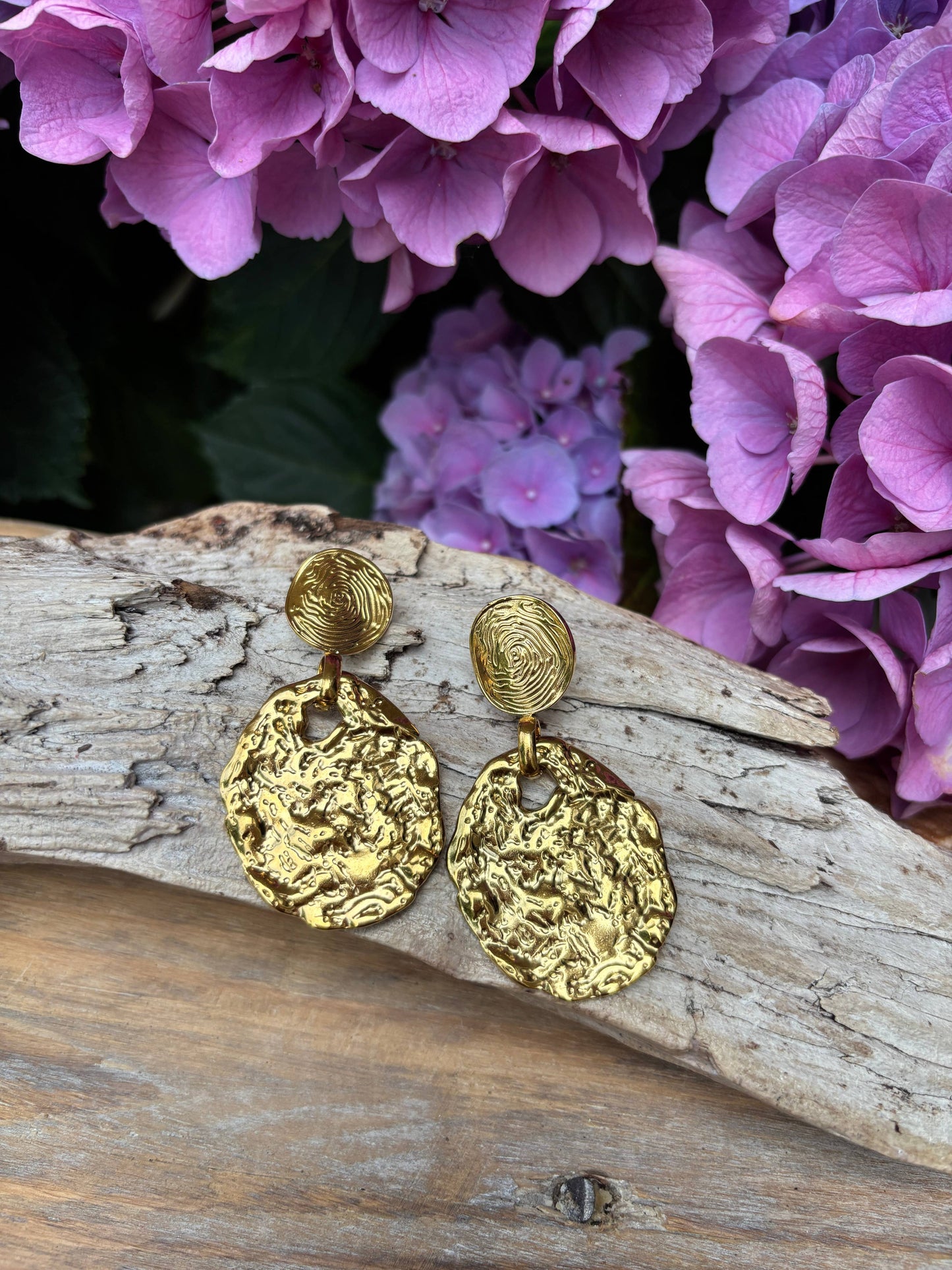 18ct Gold Plated Hammered Disc Earrings OR13