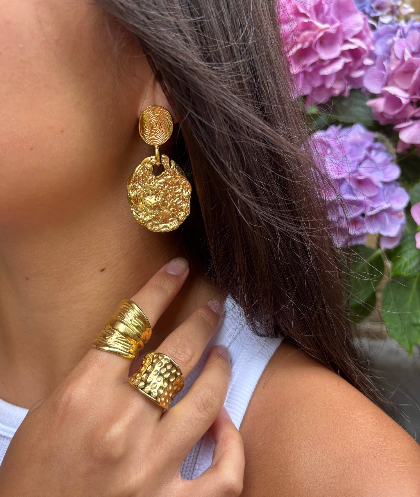 18ct Gold Plated Hammered Disc Earrings OR13