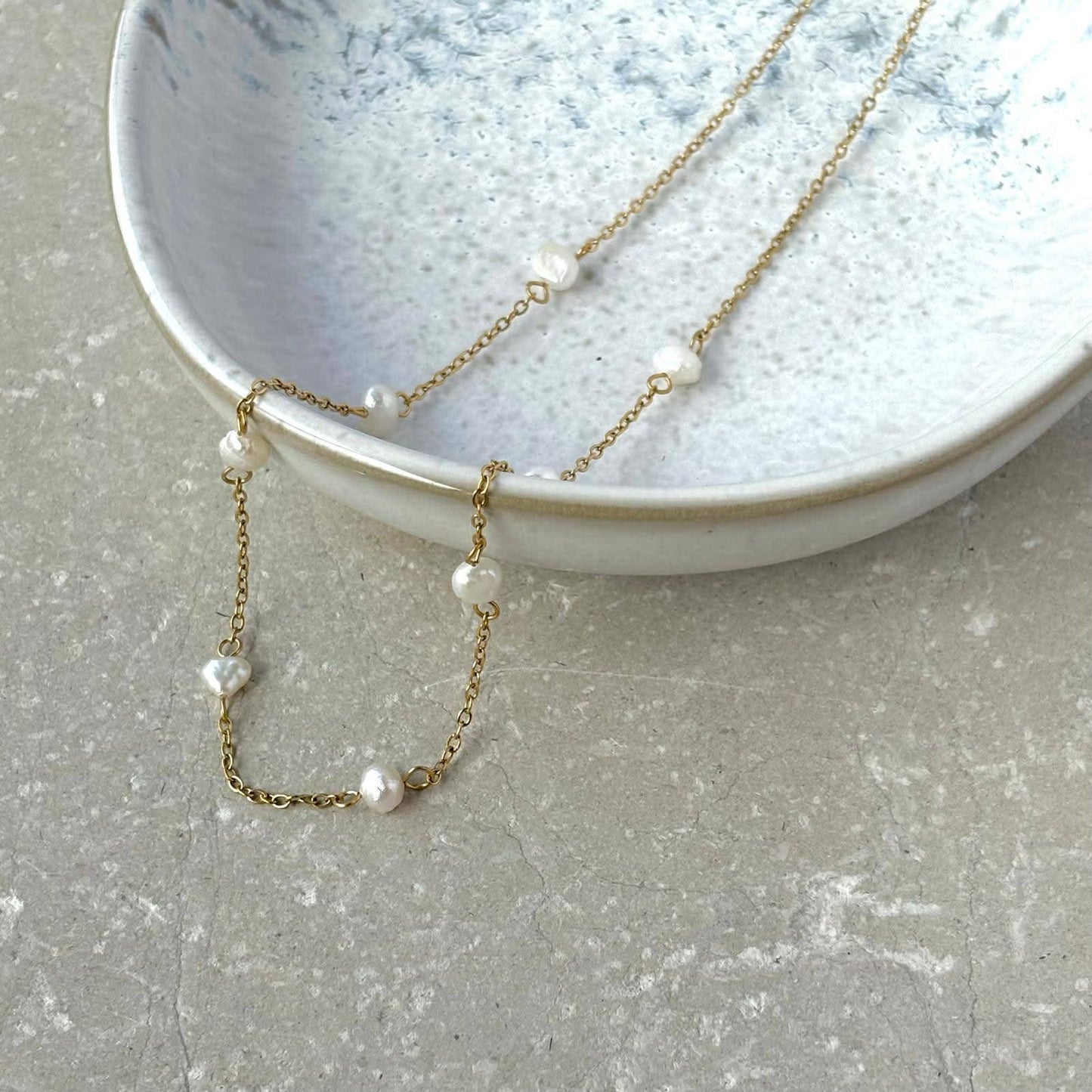 Tarnish Resistant Freshwater Pearl Chain Necklace. FB12