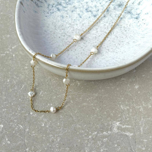 Tarnish Resistant Freshwater Pearl Chain Necklace. FB12