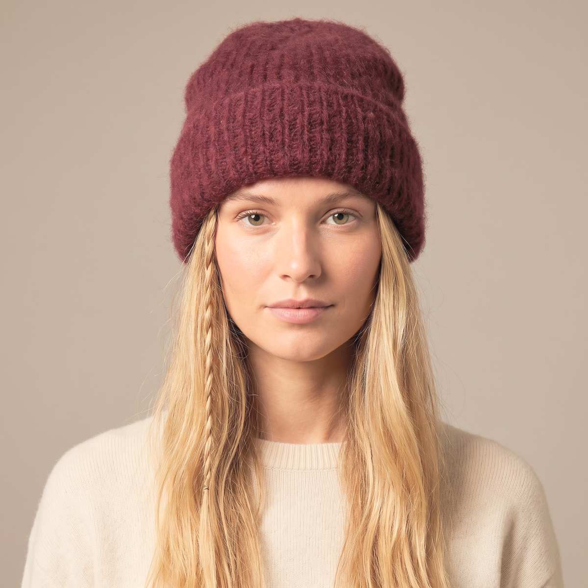 Textured Beanie Hat in Berry/Pink: One Size
