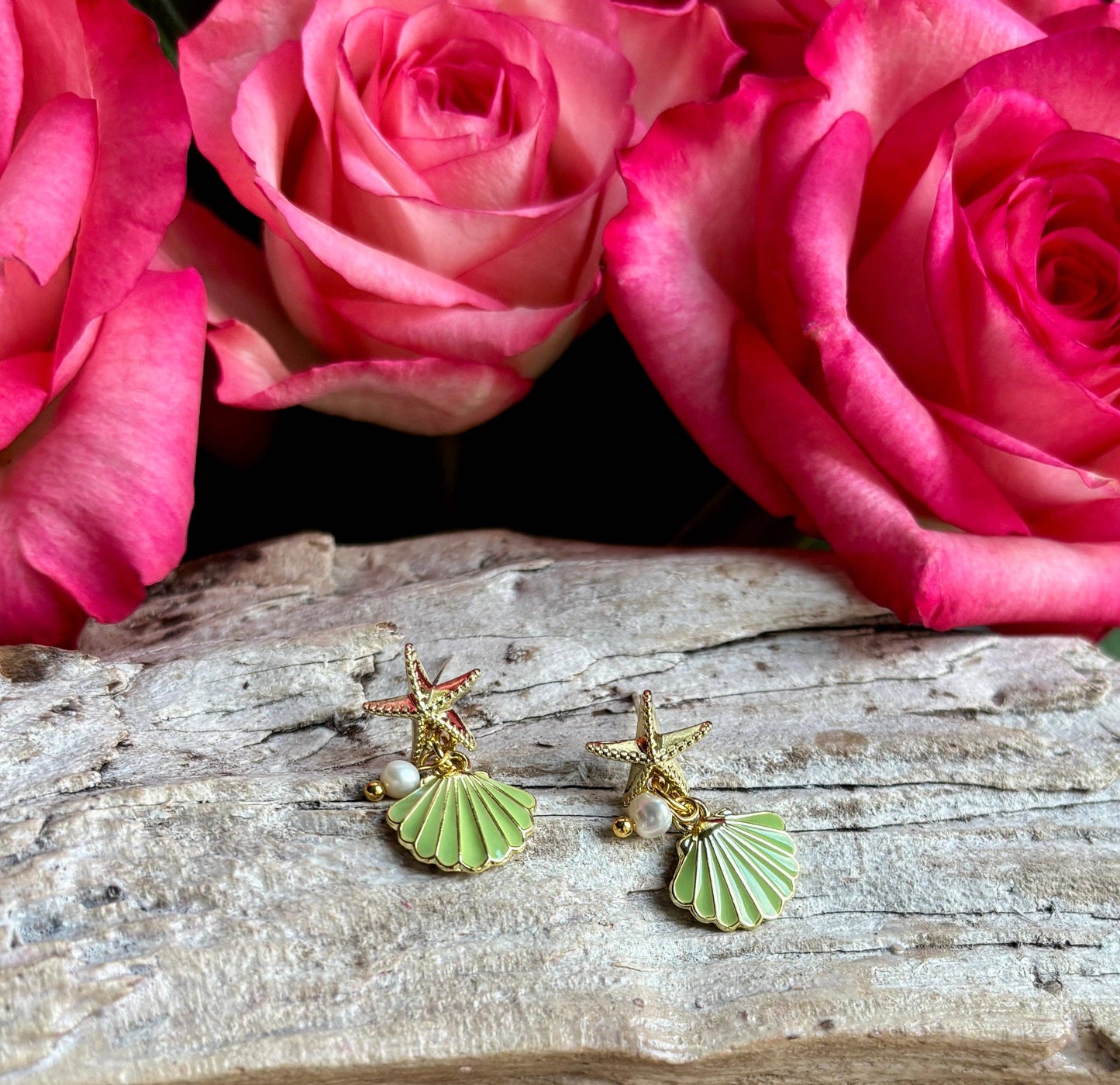 14ct Gold Plated Starfish Shell Earrings: White OR73