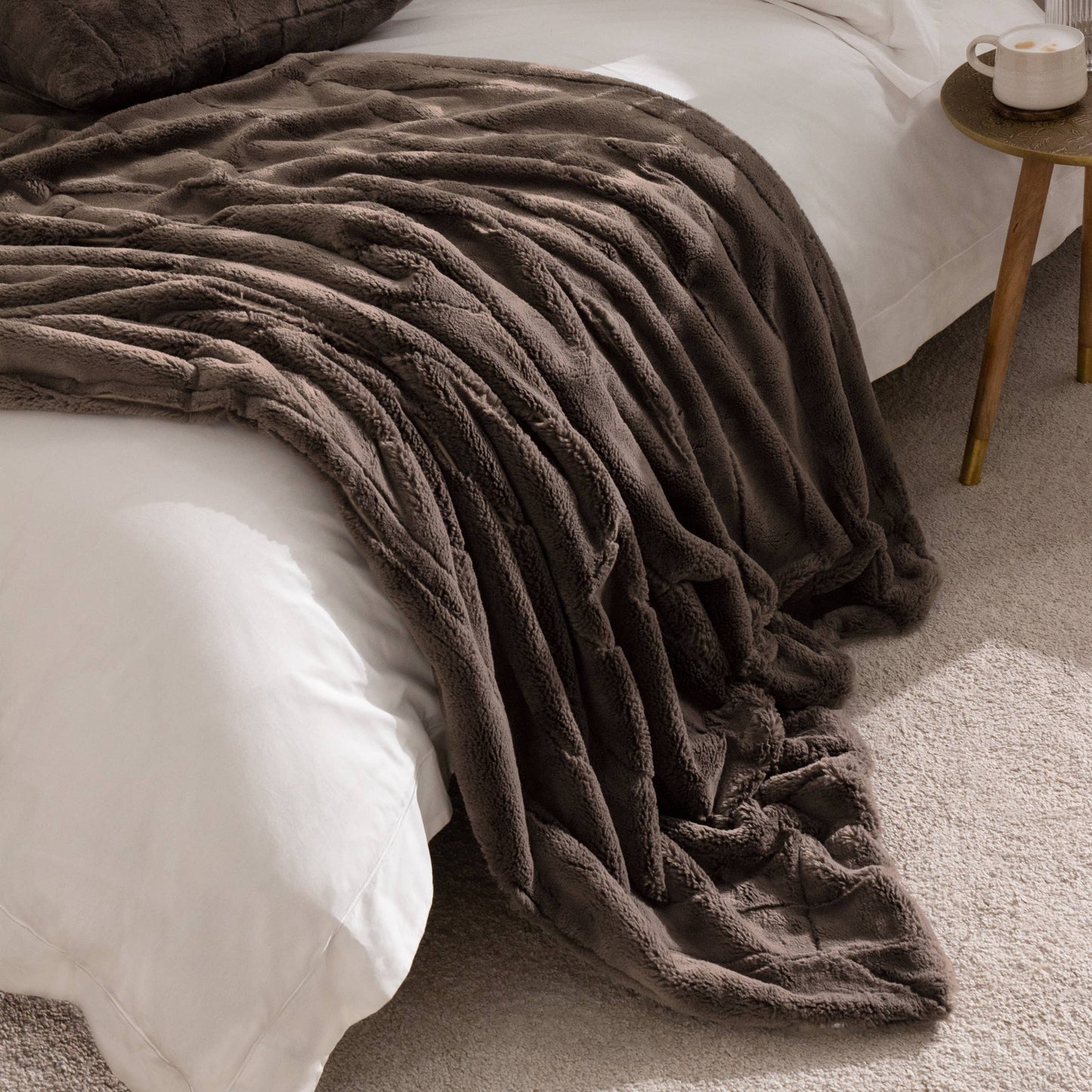 Faux Fur Taupe Throw 130 x 180cm